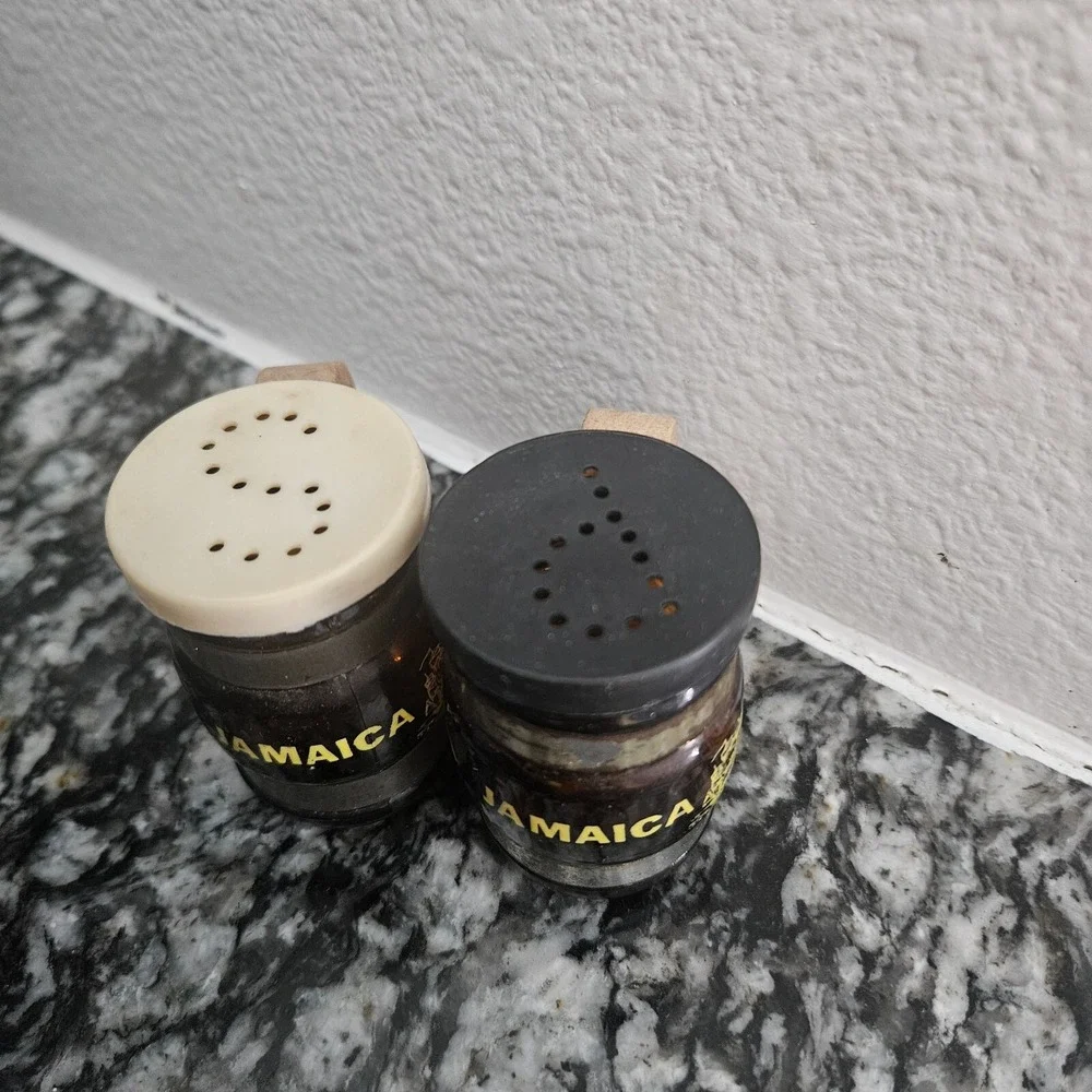 The Unbranded Brand smoke jamaica